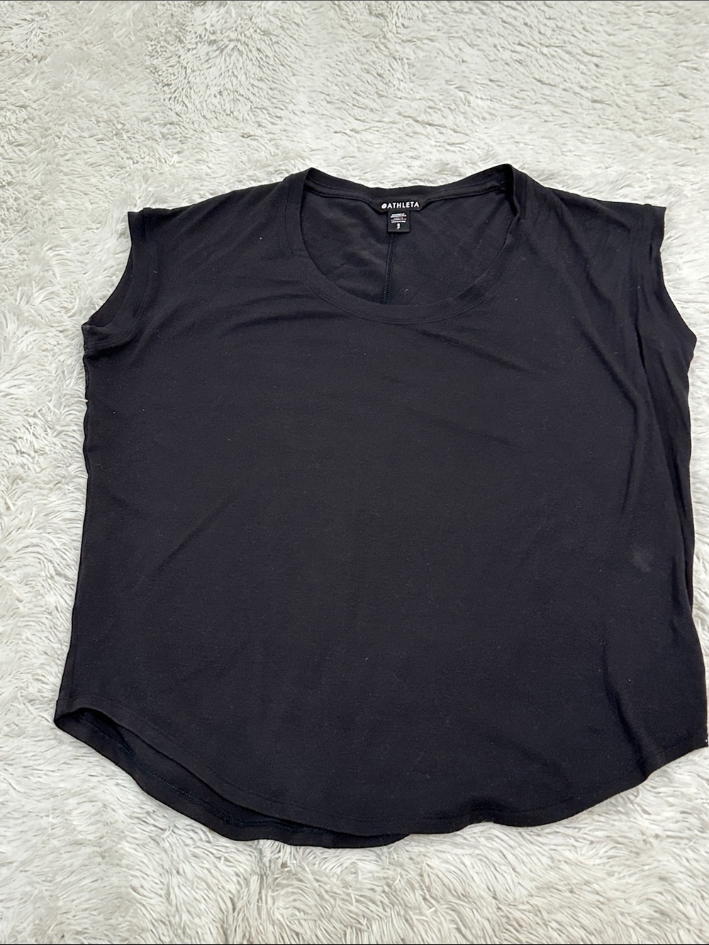 🧁 Athleta Cloudlight Stratus Tee